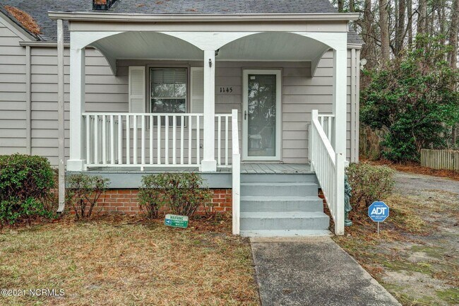 Building Photo - 1145 Tarboro St