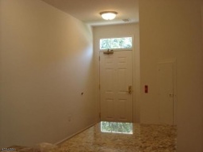 Building Photo - 201 Stone Creek Ct