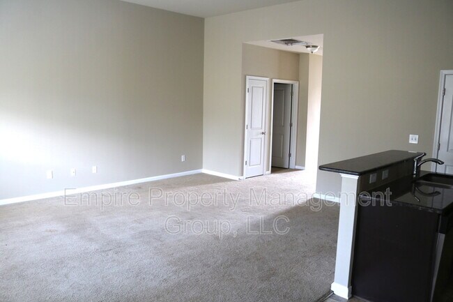 Foto del edificio - 316 Peppercorn Ln