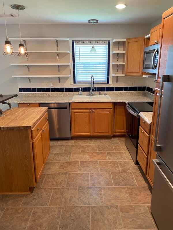 Building Photo - 9226 Ayscough Rd
