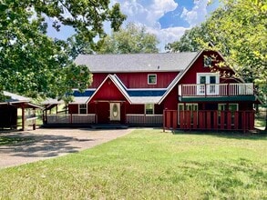 Building Photo - 116 Pineapple Dr