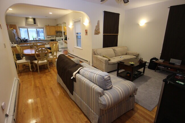 Foto del edificio - 414 Western Ave