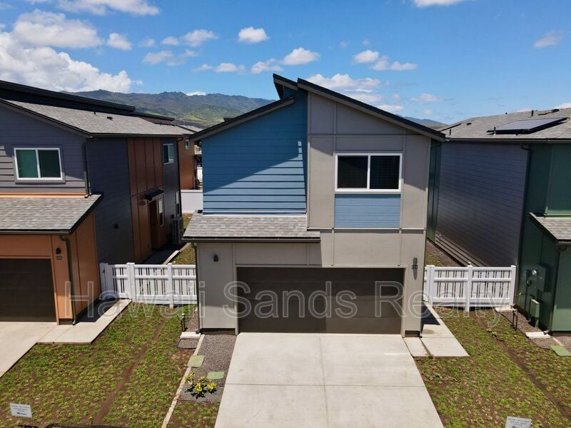 Primary Photo - 91-1640 Honouliuli St.