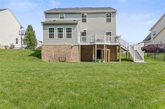 Building Photo - 213 Bucktail Dr