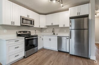Building Photo - 10816 E 3rd Ave