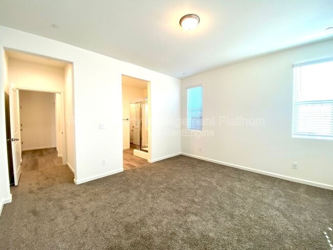 Building Photo - 4137 Beverly Ave