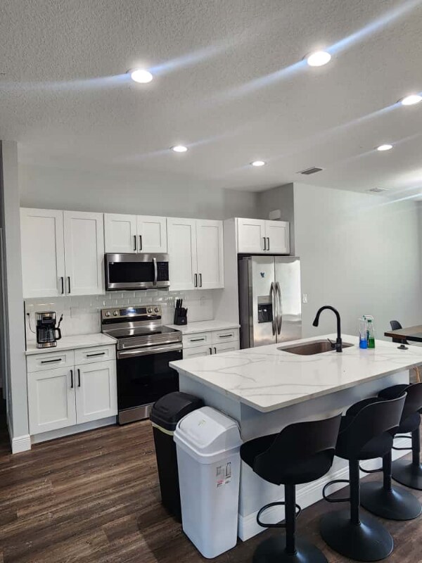Foto principal - 817 Seabold Ave NW