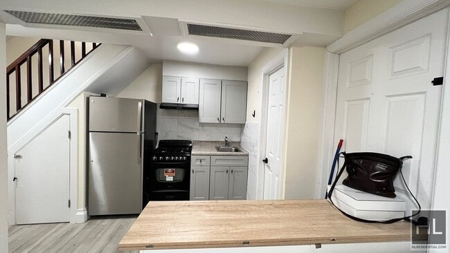 Photo - MILLER AVENUE House