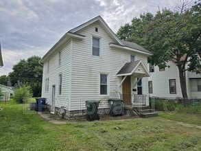 Building Photo - 716 Fowler St