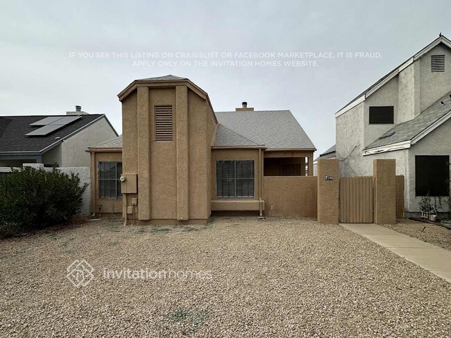 Building Photo - 2142 W Monona Dr