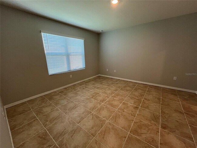 Building Photo - 754 Chinoy Rd