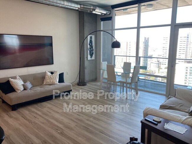 Foto del edificio - 1080 Park Blvd