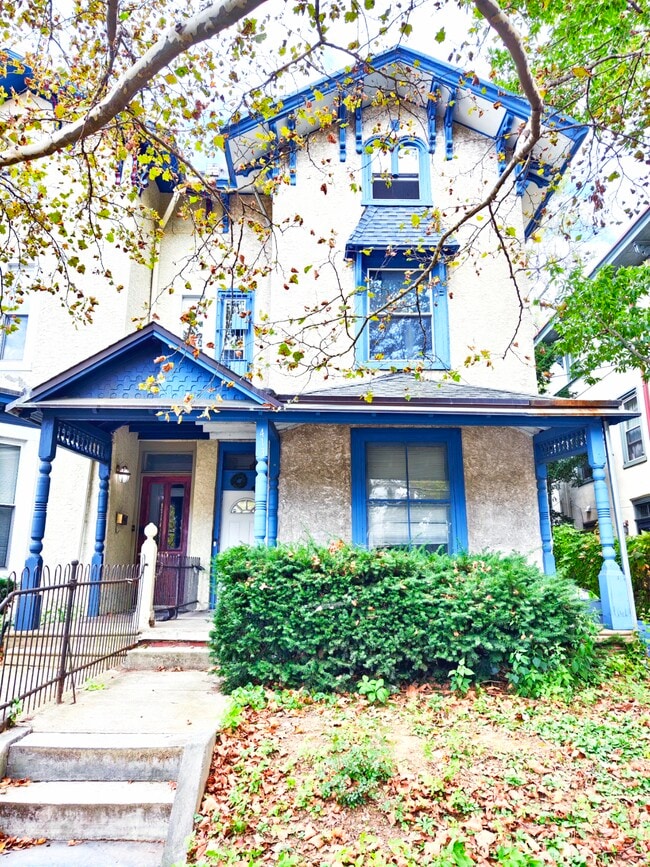 Photo - 413 N 33rd St Townhome