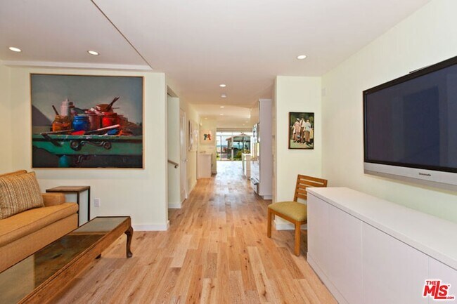 Building Photo - 23834 Malibu Road