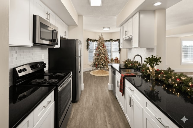 Building Photo - Wesley Townsend Apartments at Buckhead