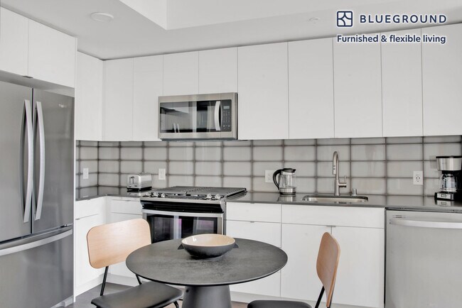 Foto del edificio - 702 Spring St