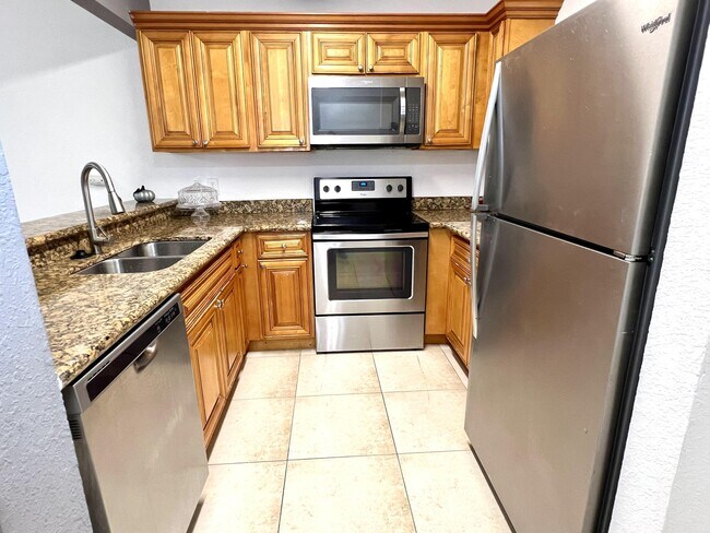 Foto del edificio - 1581 Balfour Point Dr