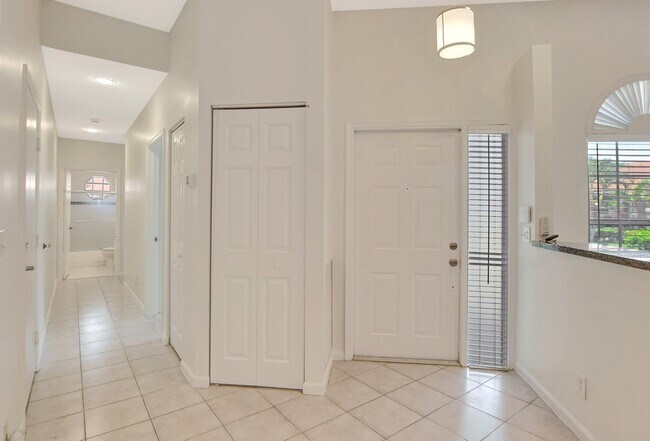 Building Photo - 8429 Via Leonessa