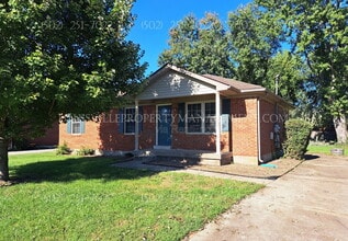 Building Photo - 171 Springhill Dr