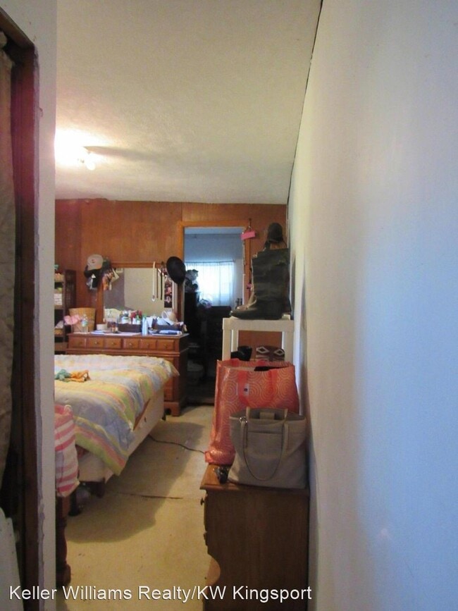 Building Photo - 3 br, 1 bath House - 1443 Bryant Ln