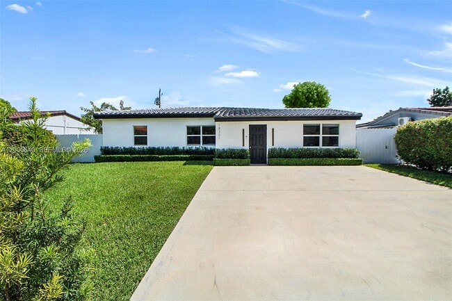 Foto del edificio - 18361 NE 20th Pl