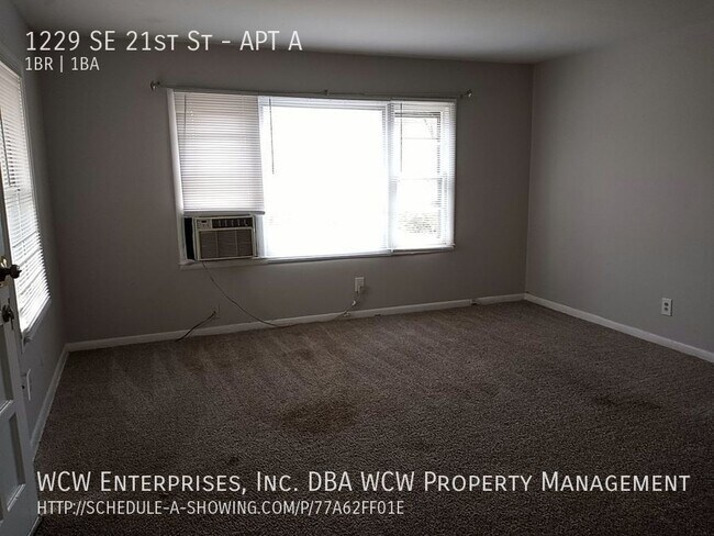 Foto del edificio - Great 1 bedroom 1 bath duplex!
