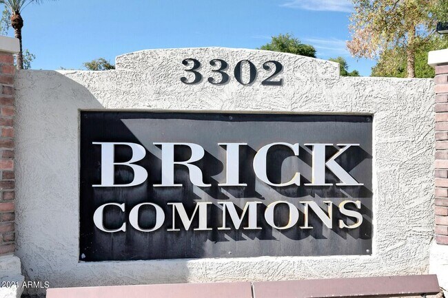 Foto del edificio - 2 Bedroom, 2 Bath In Central Phoenix