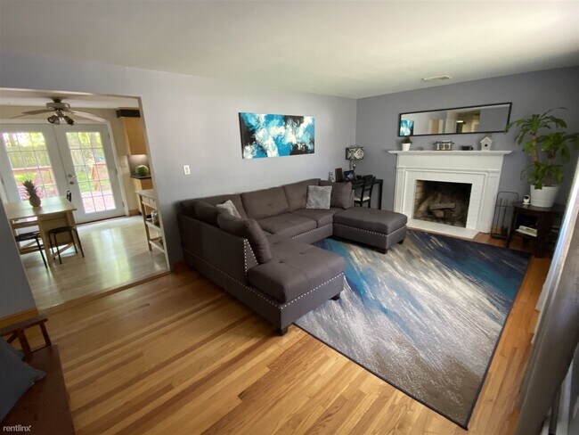 Building Photo - 3 br, 1.5 bath House - 80 Toll Gate Rd