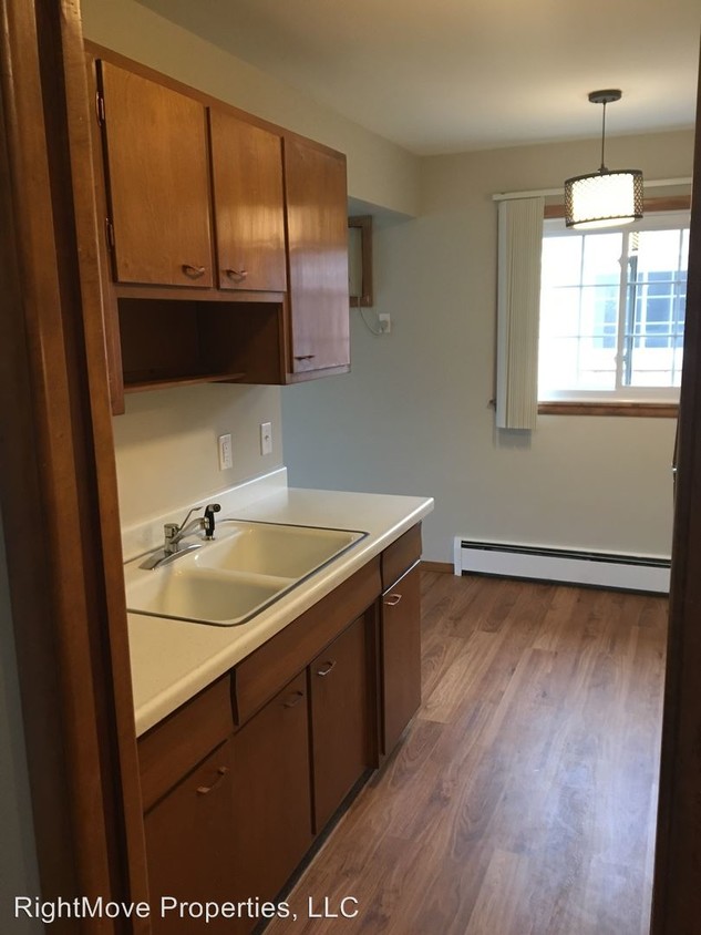 Foto principal - 2510-2516 Grand Ave S
