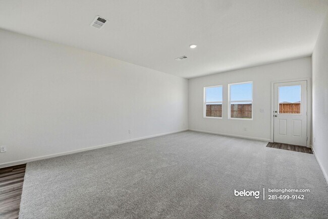 Building Photo - 10726 Sonny Trails Ct