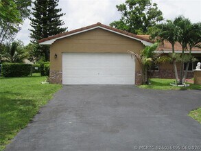 Building Photo - 4100 NW 110th Ave