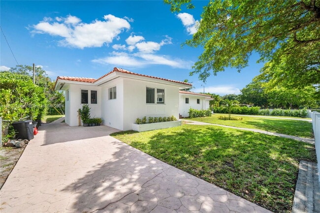 Photo - 350 Aledo Ave House