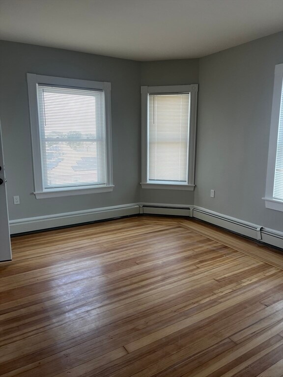 Foto del edificio - 2039 Pleasant St