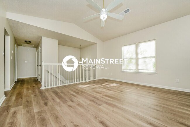 Building Photo - 3 Bedroom Pet-Friendly Home in STOCKBRIDGE, GA with Main Street Renewal