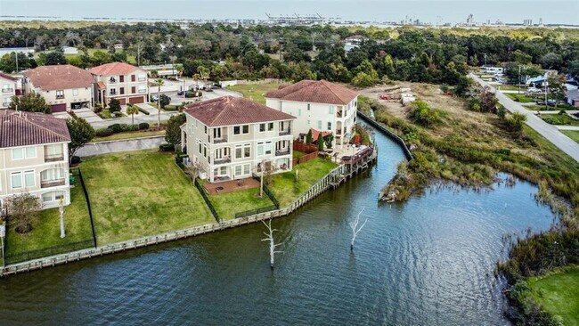 Foto del edificio - 4105 Boardwalk Blvd