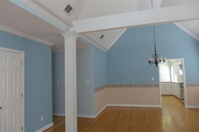 Foto del edificio - 4710 Fairway View Ct