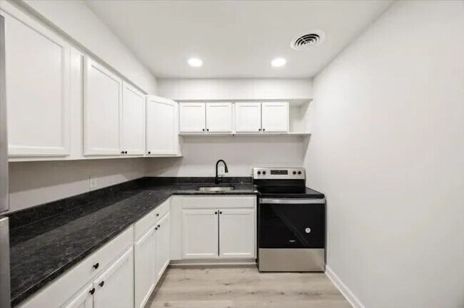 Foto del edificio - 2310 Ewing Ave