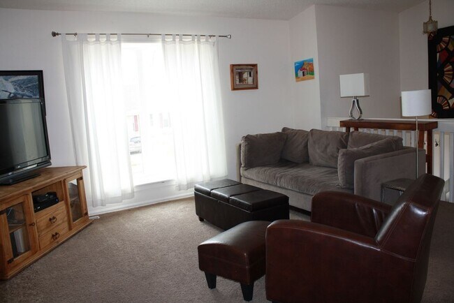 Foto del edificio - 523 W Hackberry St