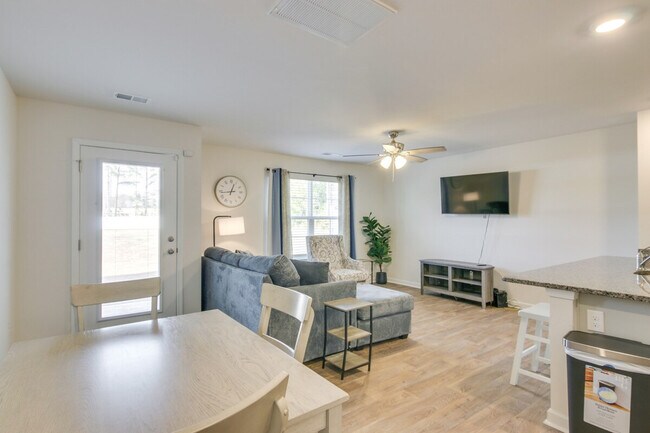 Foto del edificio - 310 Wall St