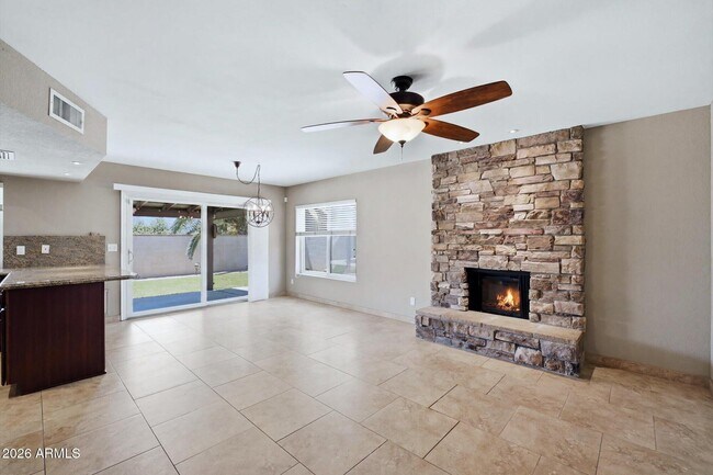 Building Photo - 6259 E Acoma Dr