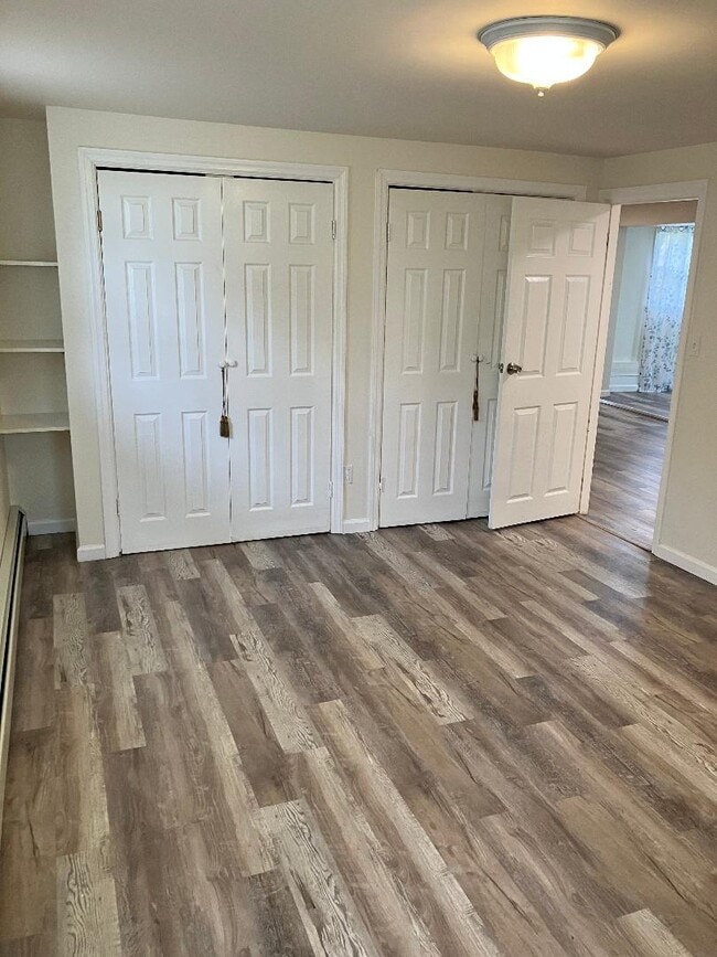 DORMITORIO PRINCIPAL GRANDE - 141 Dunbar Ave