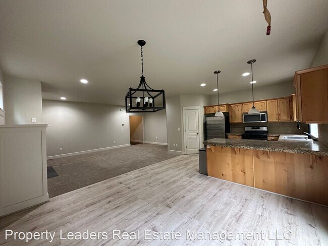 Foto del edificio - 3 br, 2 bath House - 61721 Darla Pl
