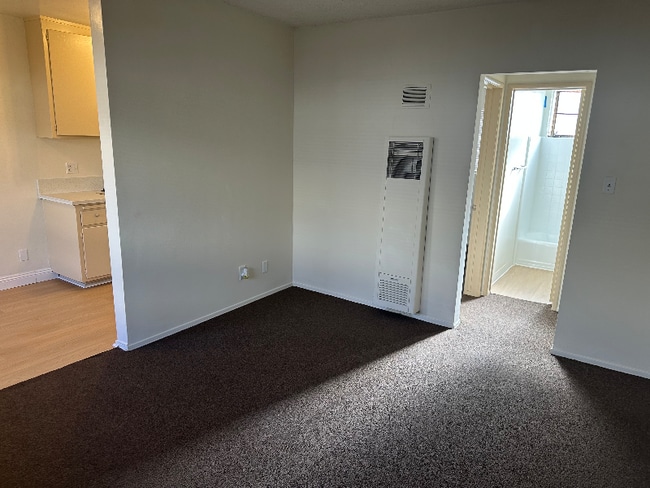 Photo - 11914 Downey Ave House