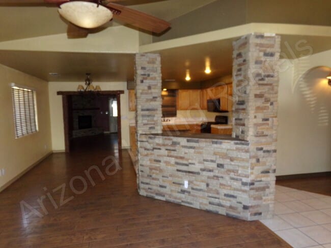 Building Photo - BEAUTIFUL HOME NEAR WALLECK RANCH