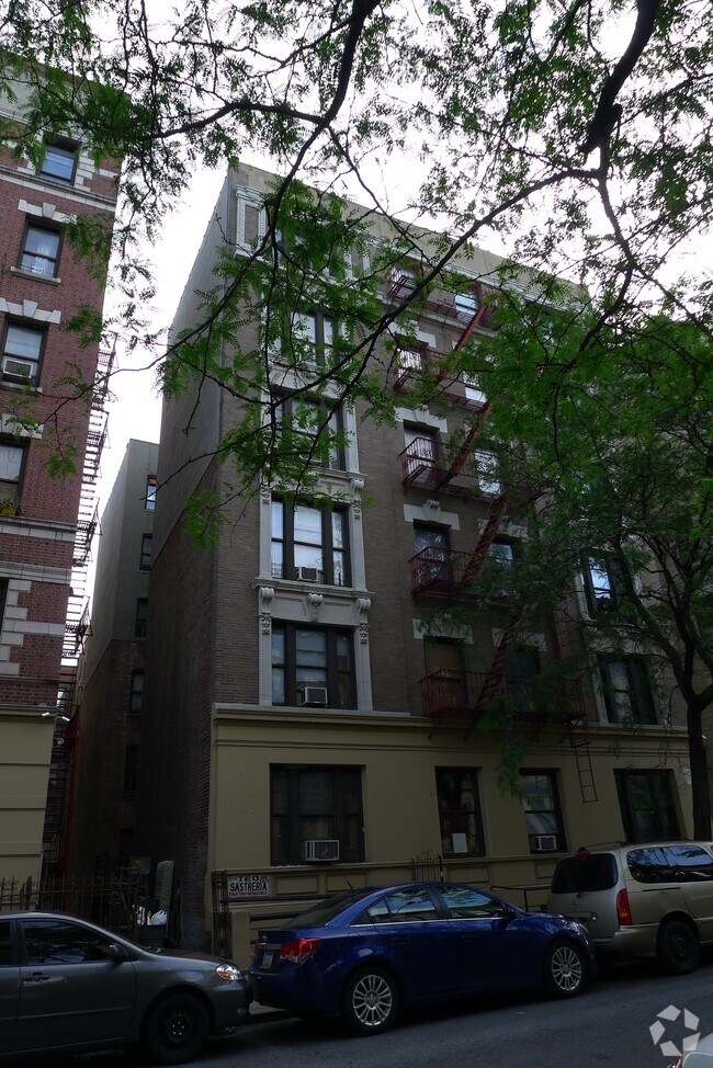 545 CON 162nd ¡St - 545 W 162nd St