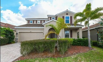 Building Photo - 2948 Oriole Dr