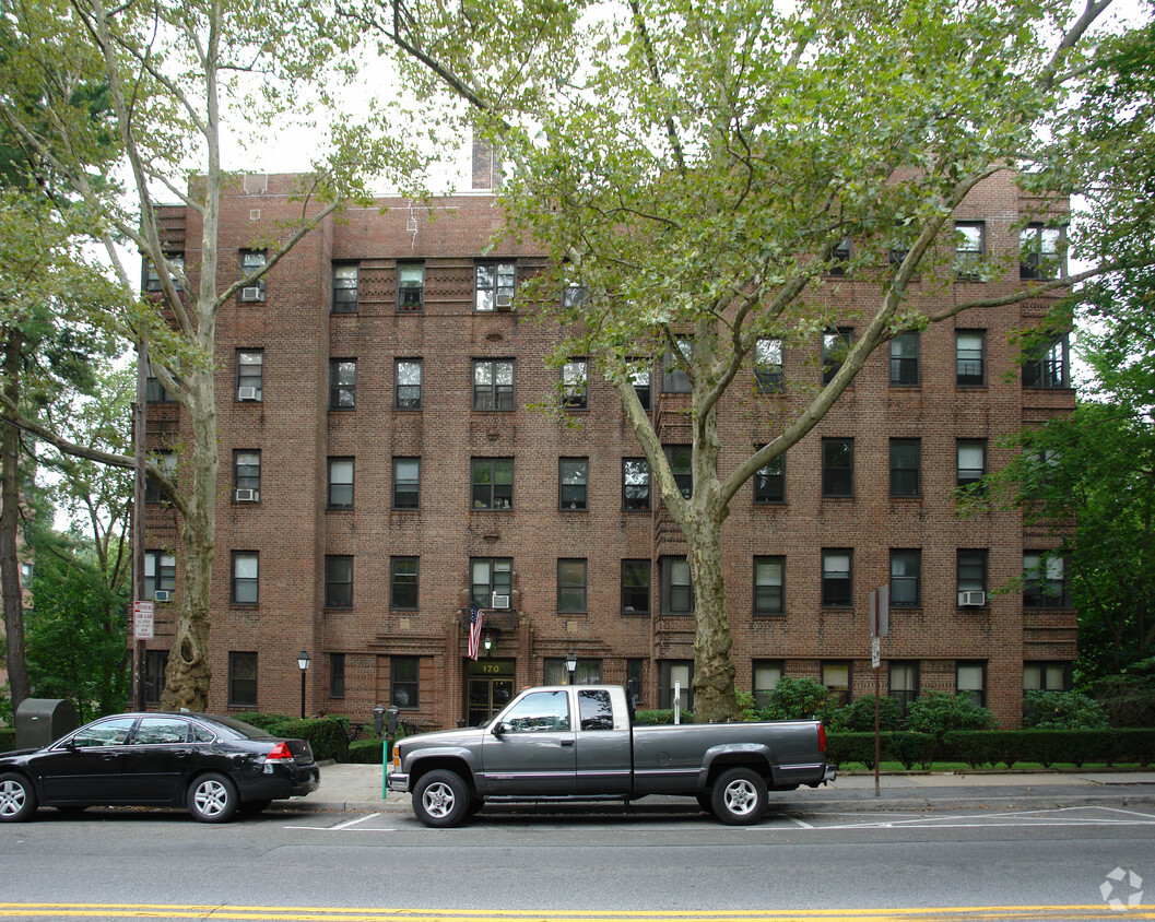 170 Hartsdale Ave. - 170 Hartsdale Ave