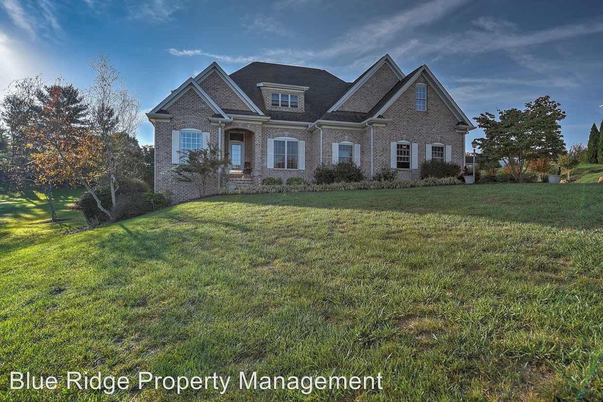 Primary Photo - 103 Quail Heights Ct