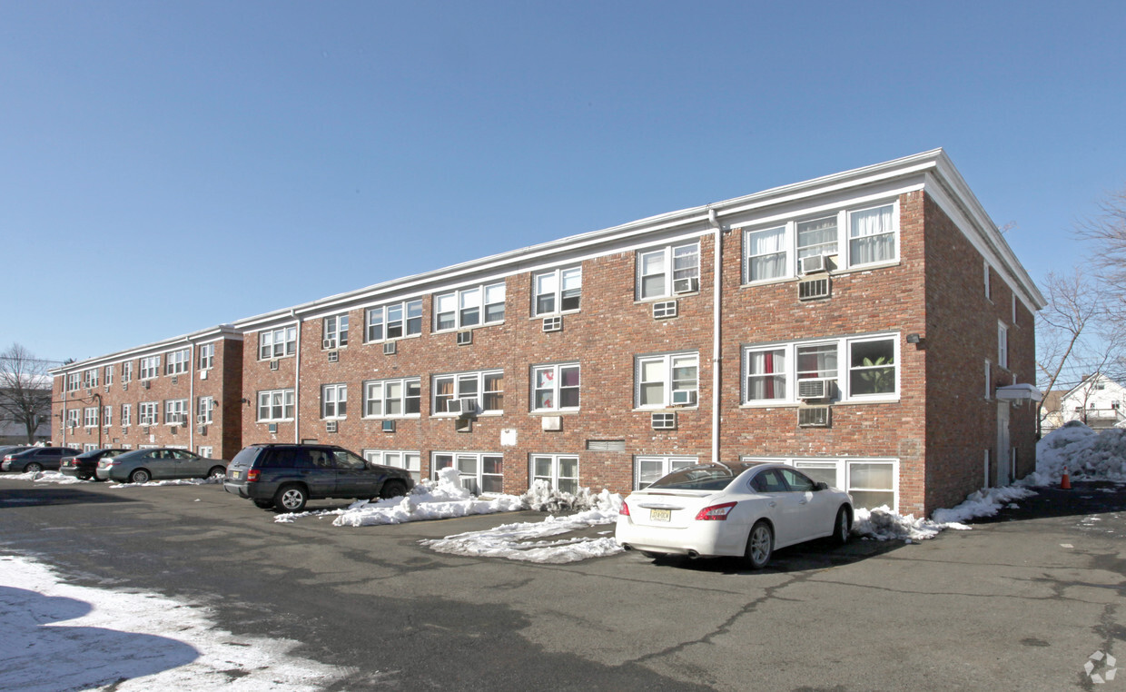 Building Photo - 943 N Broad St