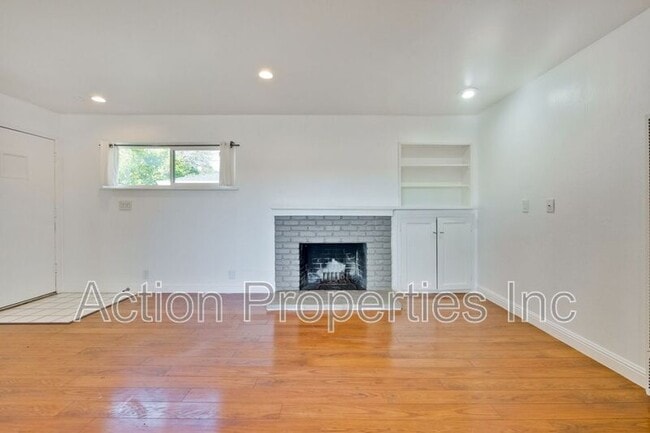 Building Photo - 1719 Springer Rd